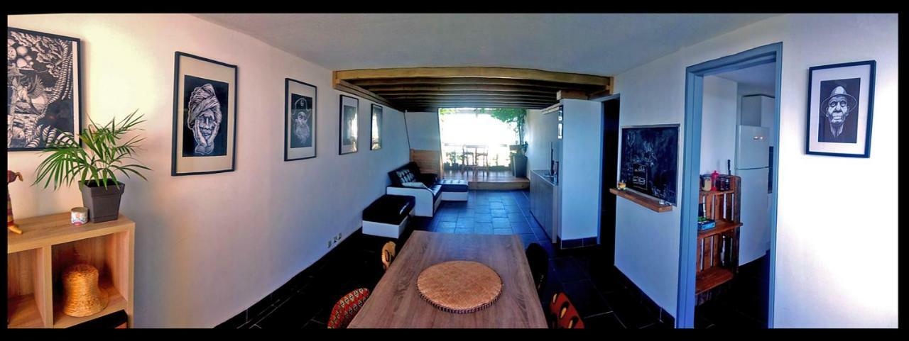 Ferienwohnung Loft Mezzanine Verriere Avec Vue Saint-Denis Exterior foto